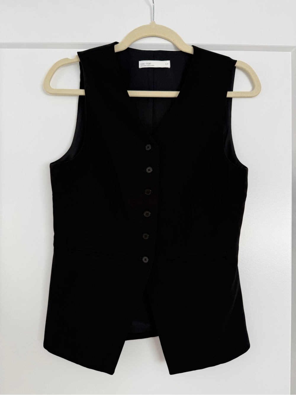OAK + FORT Black Sleeveless Button Vest